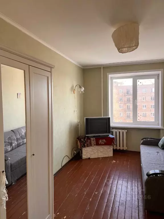 Комната Самарская область, Тольятти ул. Ушакова, 64 (12.0 м) - Фото 2