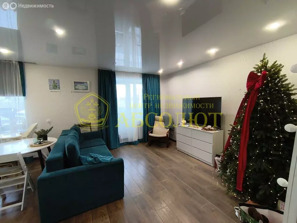 3-комнатная квартира: Ревда, улица Интернационалистов, 36 (64.9 м) - Фото 2