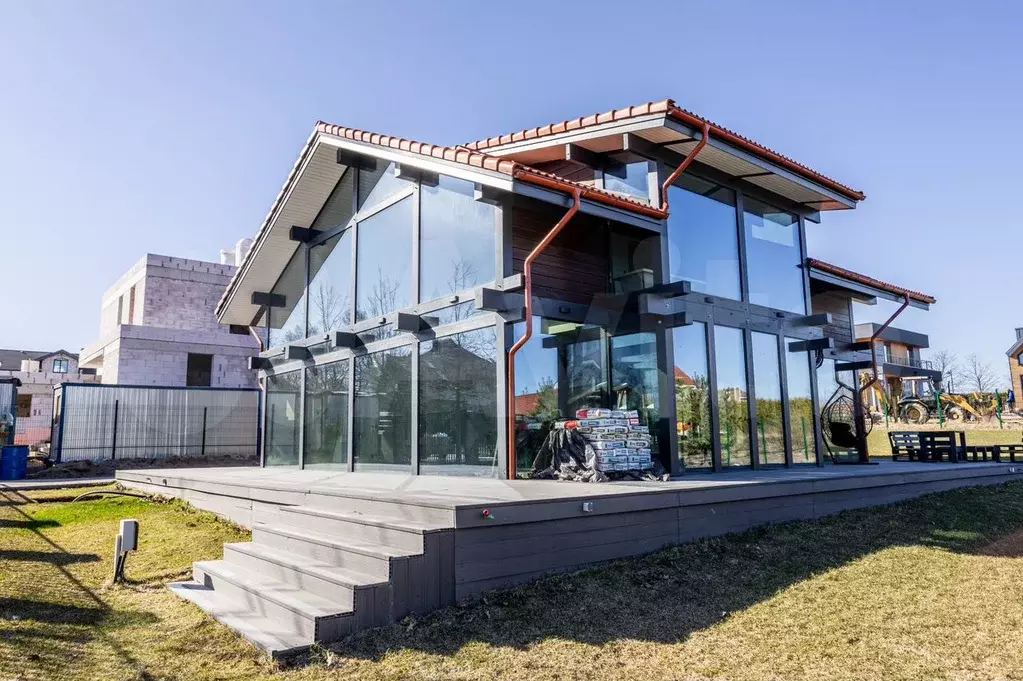 Дом 300,8 м на участке 10 сот. - Фото 0