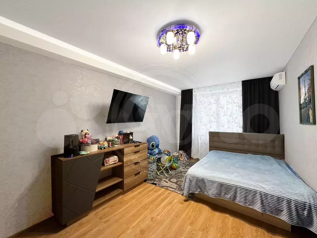 1-к. квартира, 40 м, 8/17 эт. - Фото 0