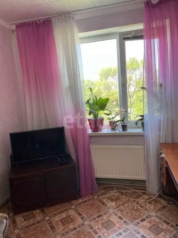 2-к кв. Крым, Красногвардейский район, Октябрьское пгт ул. Цурцумия ... - Фото 1