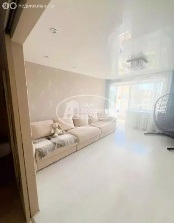 3-комнатная квартира: Глазов, улица Толстого, 40 (61.4 м) - Фото 1