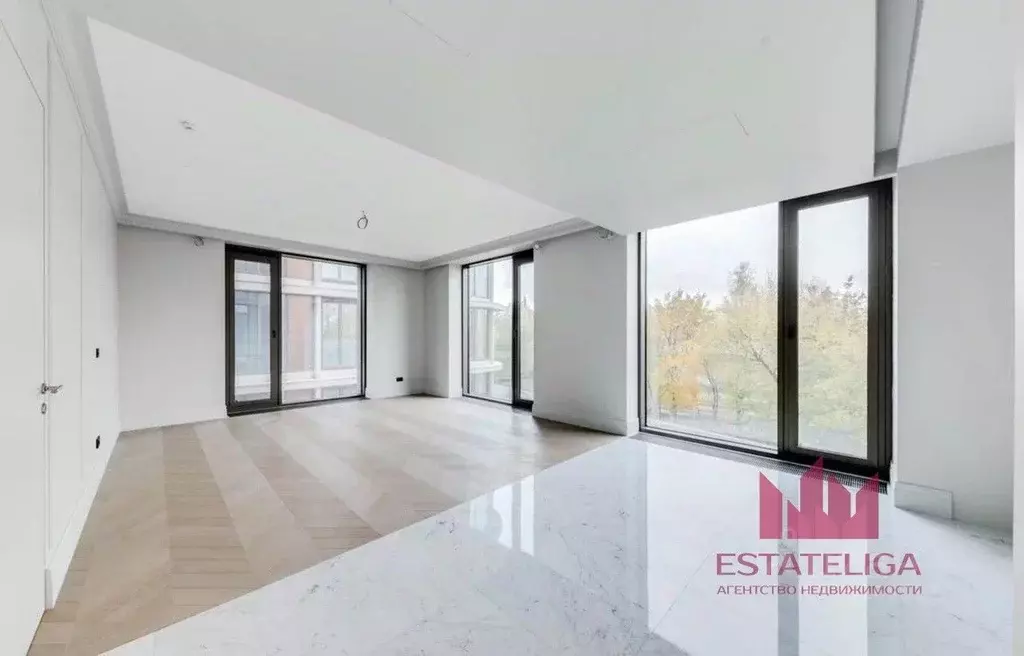 2-к кв. Москва ул. Братьев Фонченко, 1к8 (105.9 м) - Фото 1