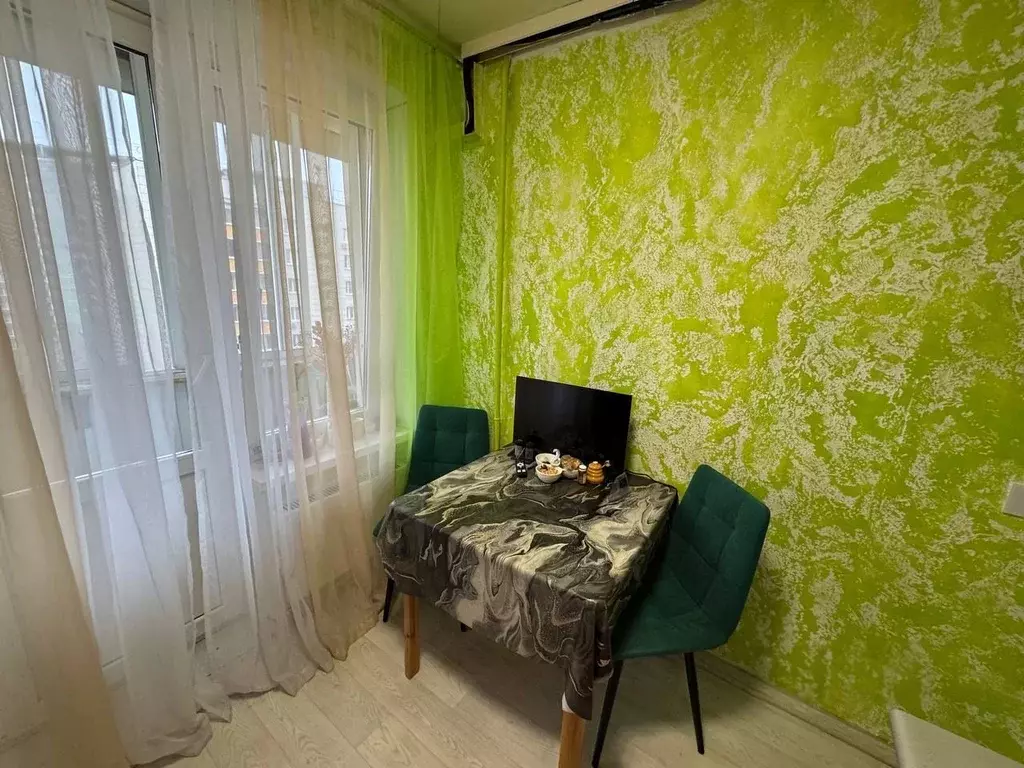 Продается 2-комнатная квартира - Фото 1