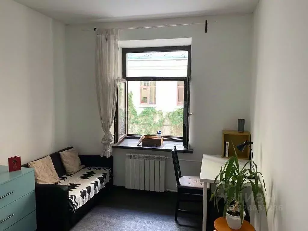 1-к кв. Санкт-Петербург 4-я Васильевского острова линия, 5 (30.0 м) - Фото 2