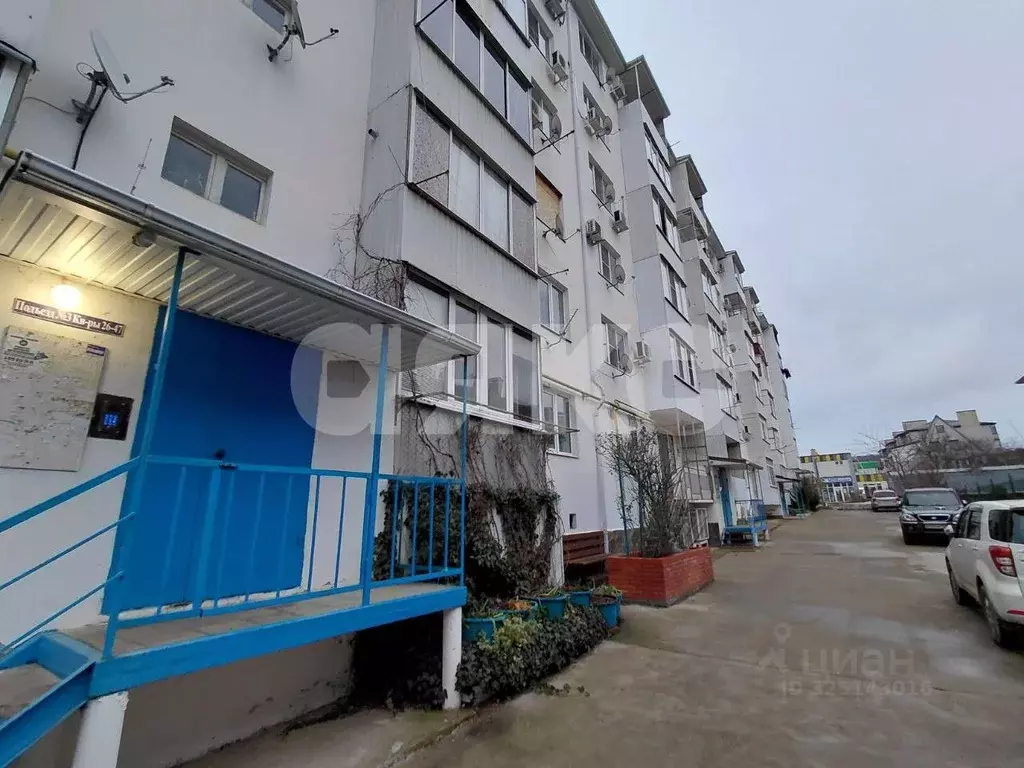 2-к кв. Краснодарский край, Горячий Ключ ул. Черняховского, 49 (52.8 ... - Фото 1