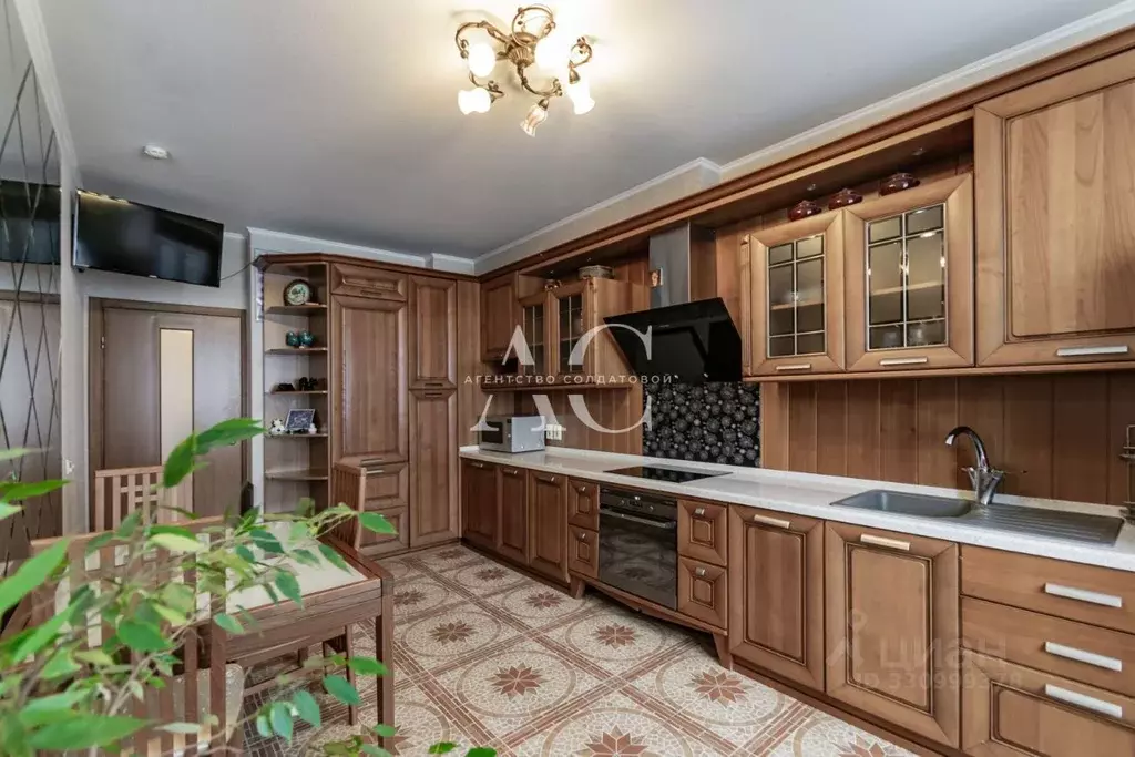 3-к кв. Свердловская область, Екатеринбург ул. Московская, 77 (122.3 ... - Фото 1