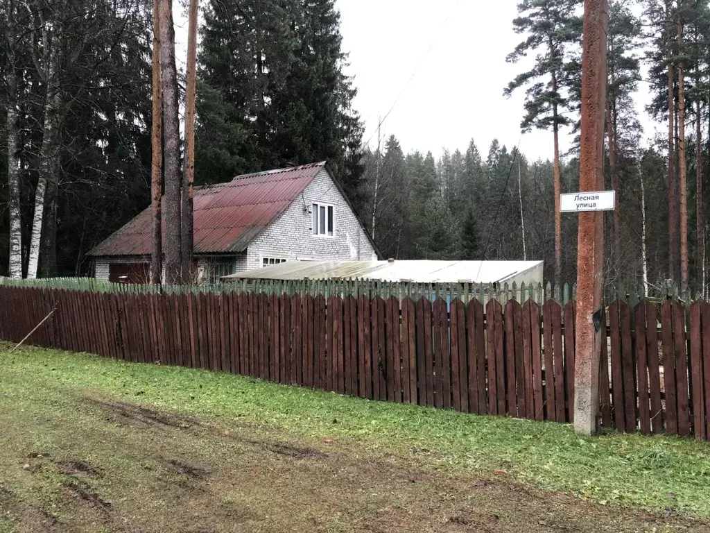 Дом в Ленинградская область, Киришский район, Пчевжинское с/пос, ... - Фото 0