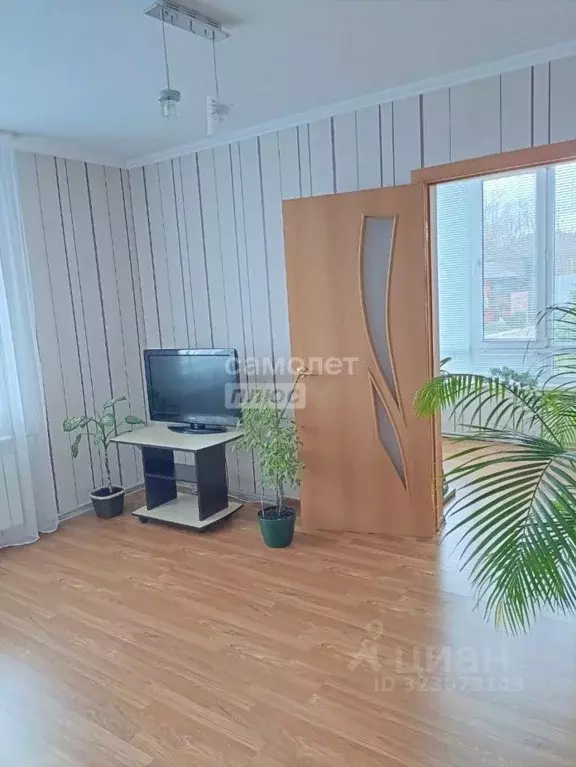 2-к кв. Краснодарский край, Туапсе ул. Портовиков, 23 (53.5 м) - Фото 2