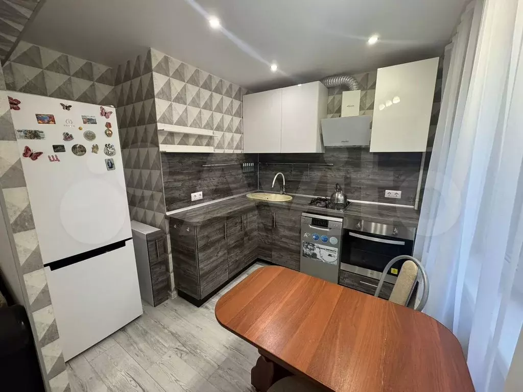 3-к. квартира, 48,4 м, 3/5 эт. - Фото 0