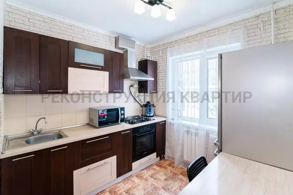 2-к кв. Омская область, Омск Заозерный мкр, ул. Коммунальная, 13 (45.2 ... - Фото 0
