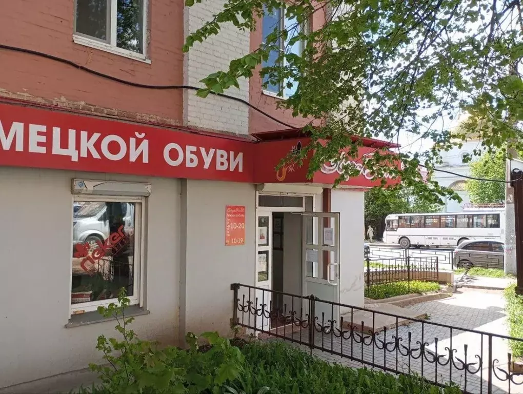 Торговая площадь в Удмуртия, Ижевск Красная ул., 154 (81 м) - Фото 0