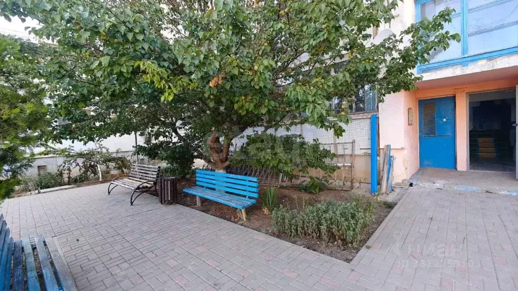 2-к кв. Крым, Сакский район, с. Уютное ул. Кирова, 4 (51.7 м) - Фото 1