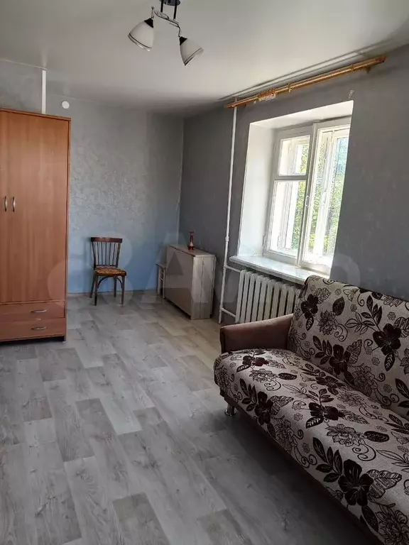 1-к. квартира, 31 м, 4/4 эт. - Фото 1
