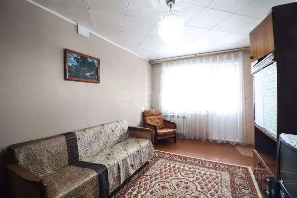 2-к кв. Алтайский край, Барнаул ул. Антона Петрова, 230 (44.5 м) - Фото 1