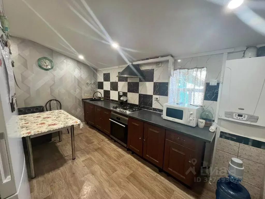 Дом в Оренбургская область, Оренбург Красный городок мкр, ул. ... - Фото 2