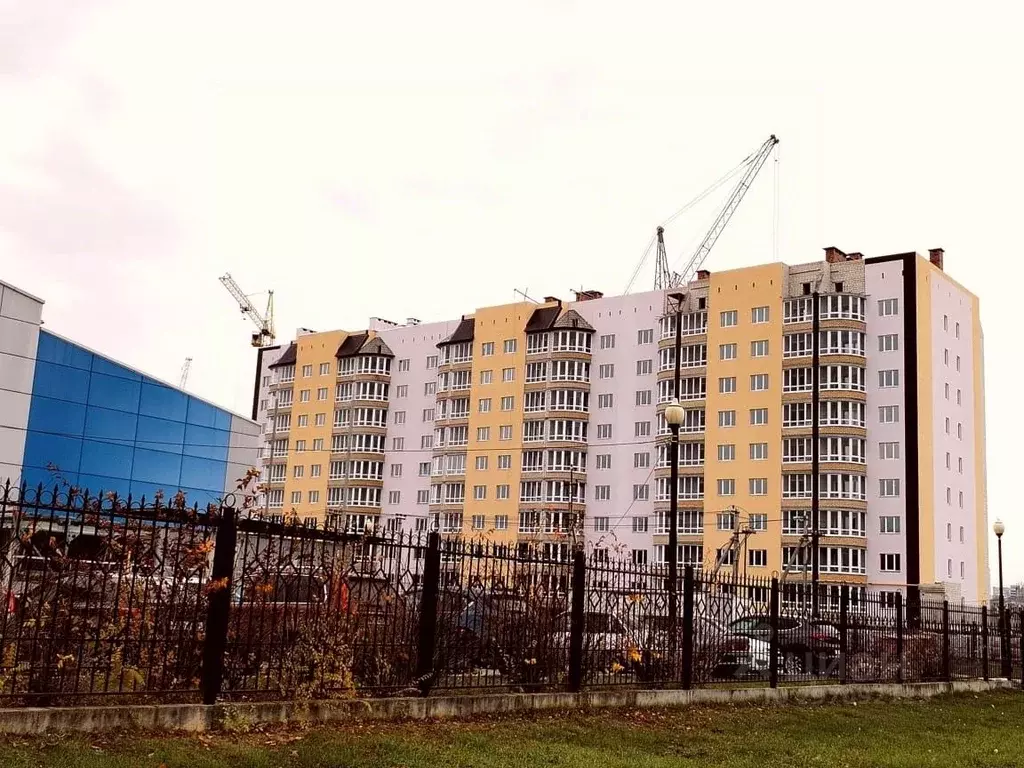 2-к кв. Саратовская область, Балаково ул. 30 лет Победы, 59 (55.0 м) - Фото 0