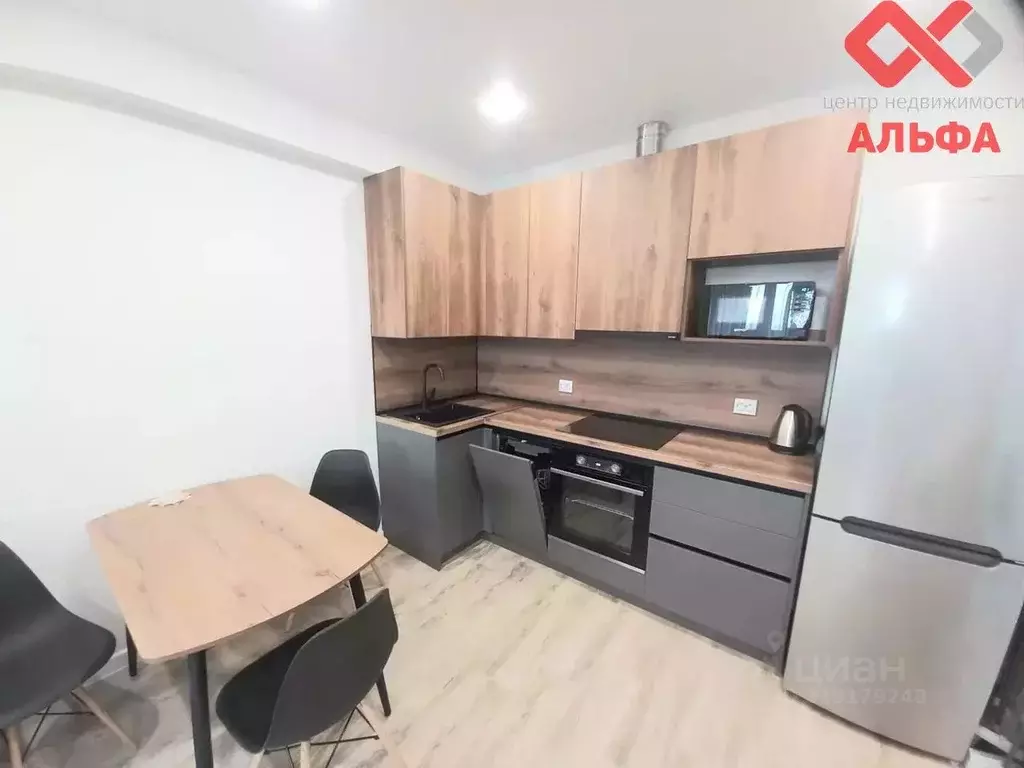 2-к кв. Кировская область, Киров ул. Воровского, 97 (50.0 м) - Фото 0