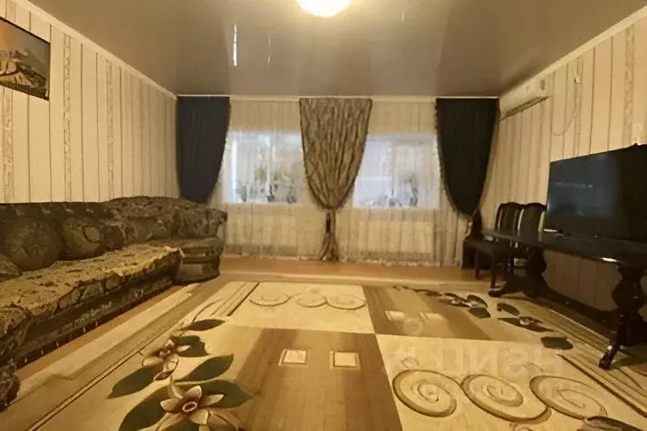 Дом в Крым, Судак городской округ, с. Веселое ул. Рязанская (130 м) - Фото 0