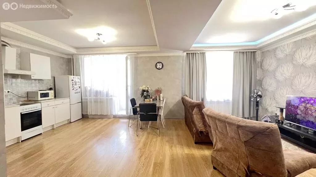 Квартира-студия: Омск, улица Перелёта, 12к1 (42.4 м) - Фото 0