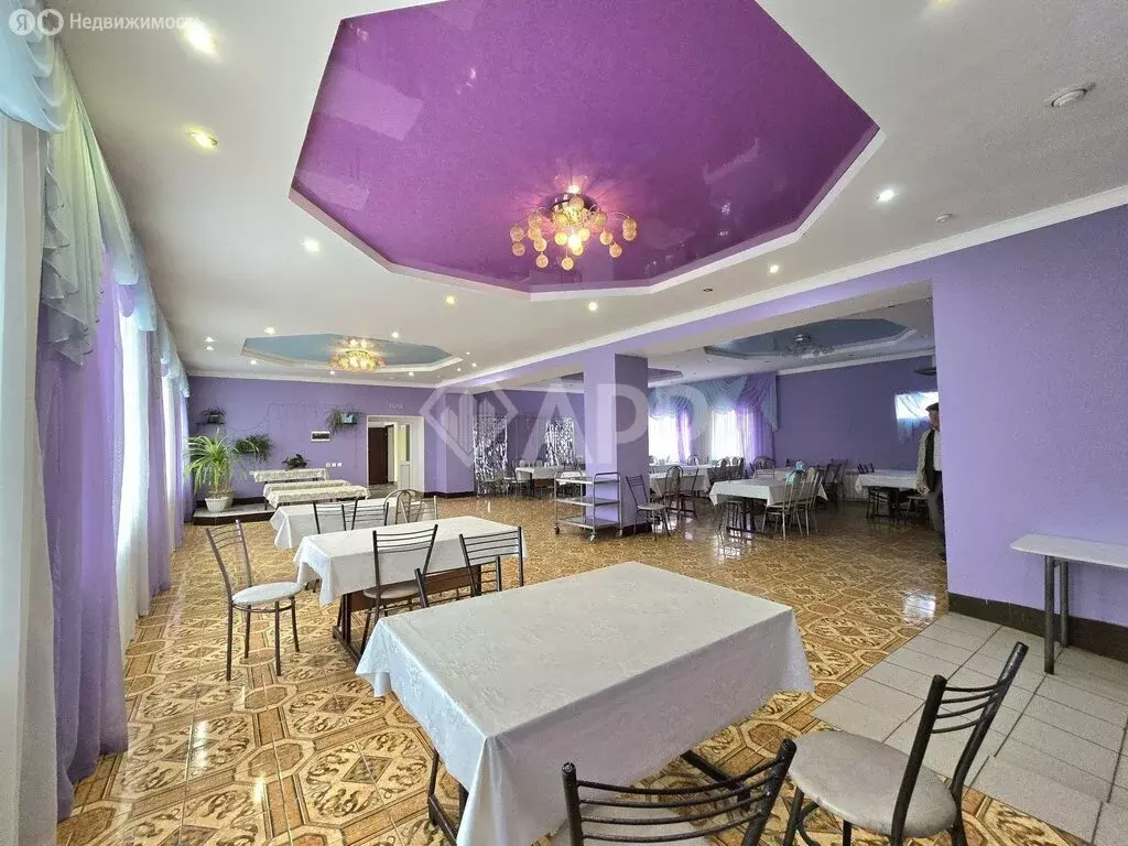 Торговая площадь (759.2 м) - Фото 2