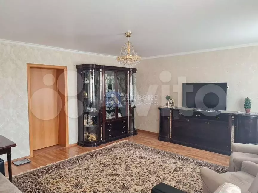 3-к. квартира, 75 м, 9/10 эт. - Фото 0