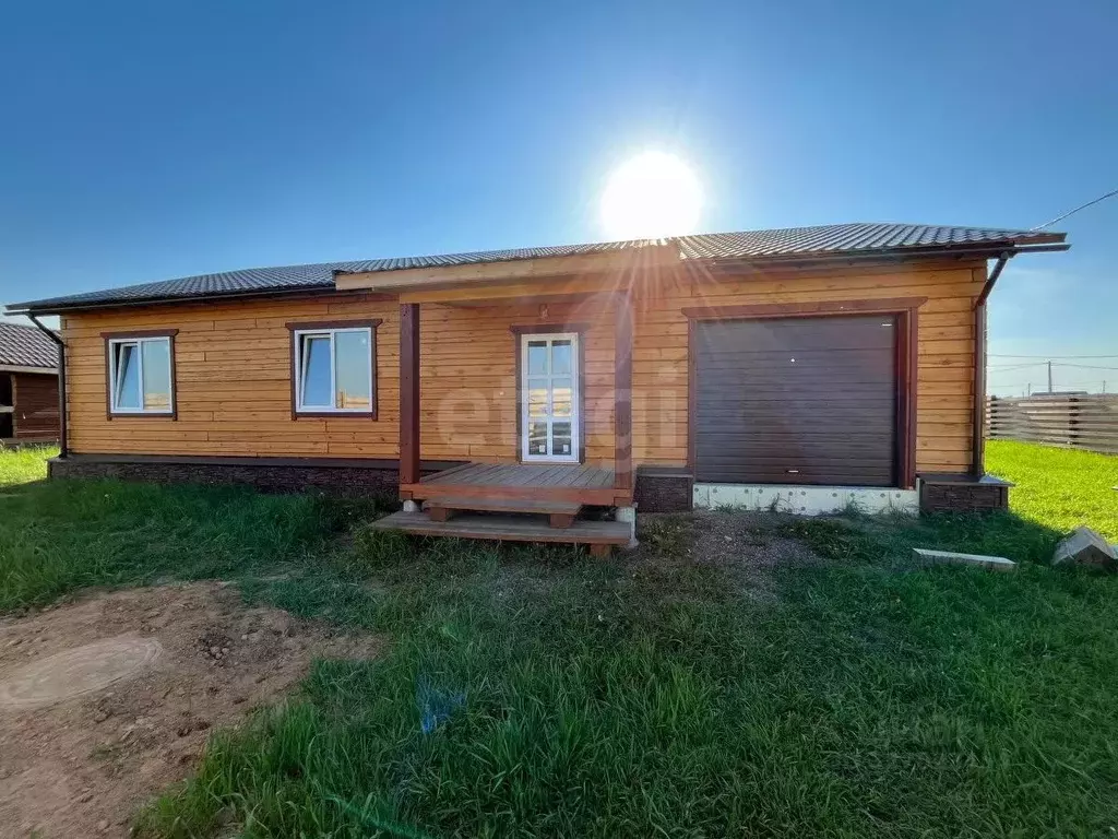 Дом в Красноярский край, Емельяново пгт ул. Васильковая, 39 (103 м) - Фото 1