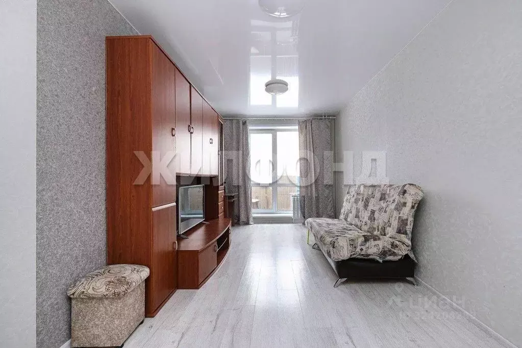 3-к кв. Новосибирская область, Новосибирск ул. Дмитрия Шмонина, 3 ... - Фото 1