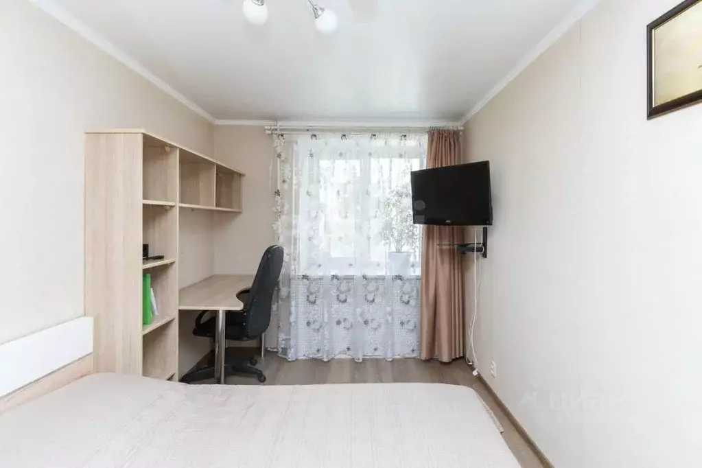 2-к кв. Тюменская область, Тюмень ул. Пермякова, 48 (47.4 м) - Фото 0