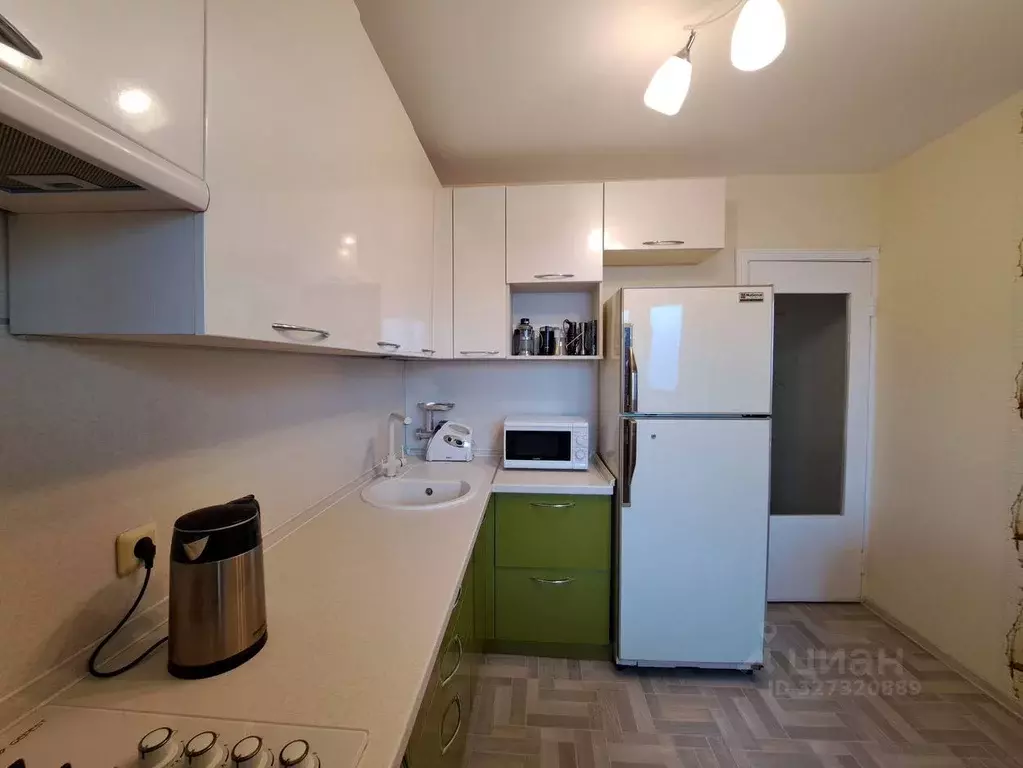 2-к кв. Новгородская область, Великий Новгород ул. Ворошилова, 2к1 ... - Фото 1