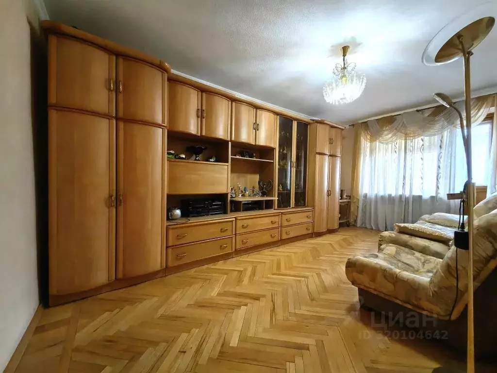 3-к кв. Ростовская область, Ростов-на-Дону Ворошиловский просп., 91/2 ... - Фото 0