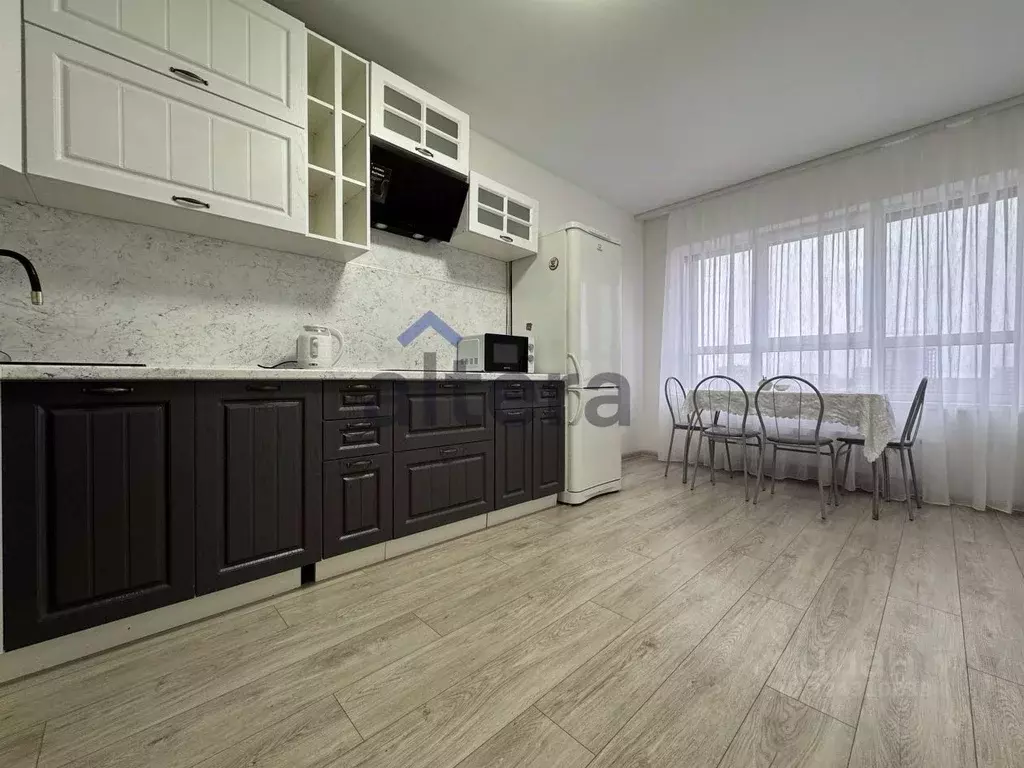 2-к кв. Татарстан, Казань ул. Рауиса Гареева, 105Б (50.0 м) - Фото 1