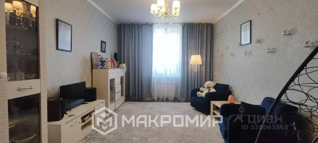 4-к кв. Брянская область, Брянск просп. Ленина, 5 (97.4 м) - Фото 1