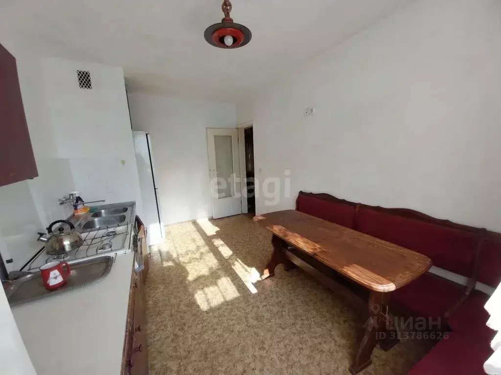 4-к кв. Калужская область, Бабынинский район, Воротынск городское ... - Фото 2