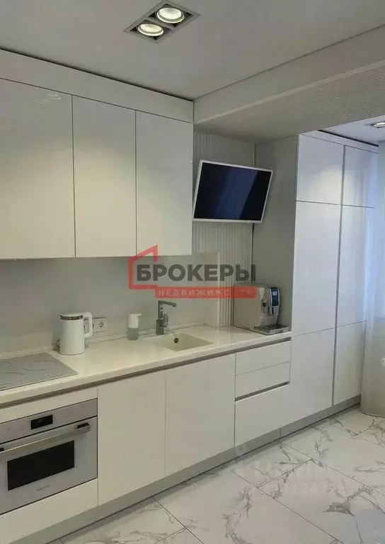 1-к кв. Севастополь ул. Челнокова, 17к2А (40.8 м) - Фото 1