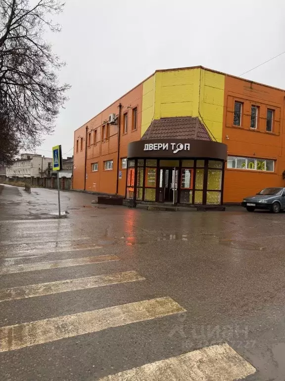 Торговая площадь в Псковская область, Великие Луки Октябрьский просп., ... - Фото 1