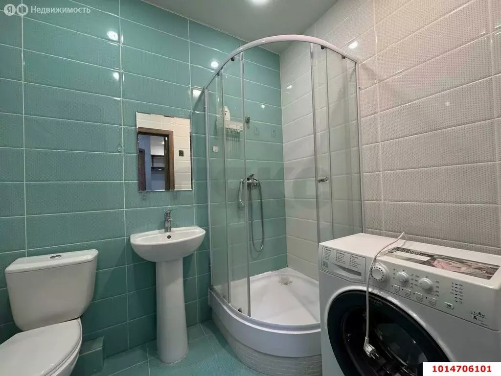 1-комнатная квартира: Краснодар, улица Красных Партизан, 1/4к4 (33 м) - Фото 0