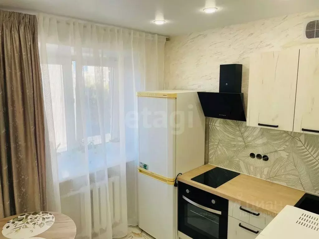 2-к кв. Тюменская область, Тюмень Холодильная ул., 122 (43.1 м) - Фото 1