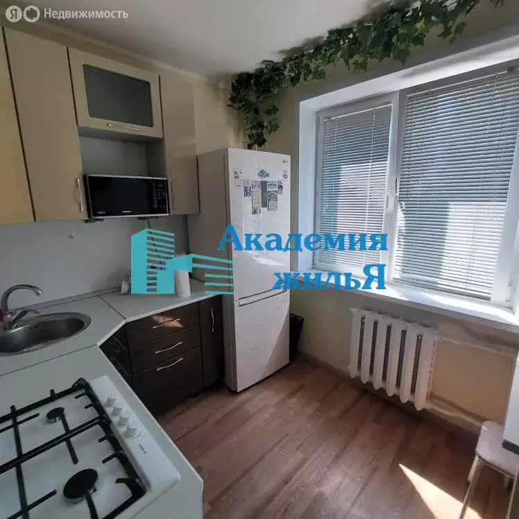 1-комнатная квартира: Балаково, улица 30 лет Победы, 4А (28.5 м) - Фото 0