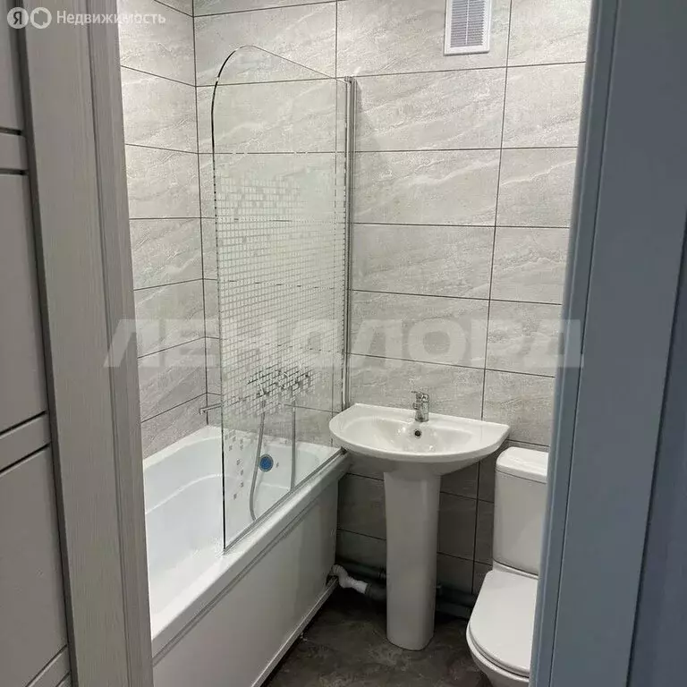 1-комнатная квартира: Ростов-на-Дону, проспект Ленина, 121/2 (30 м) - Фото 0