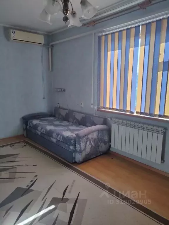 Дом в Краснодарский край, Ейск ул. Казачья (230 м) - Фото 0