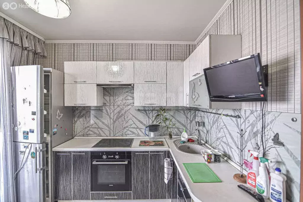 3-комнатная квартира: Южно-Сахалинск, Комсомольская улица, 239 (61.6 ... - Фото 2