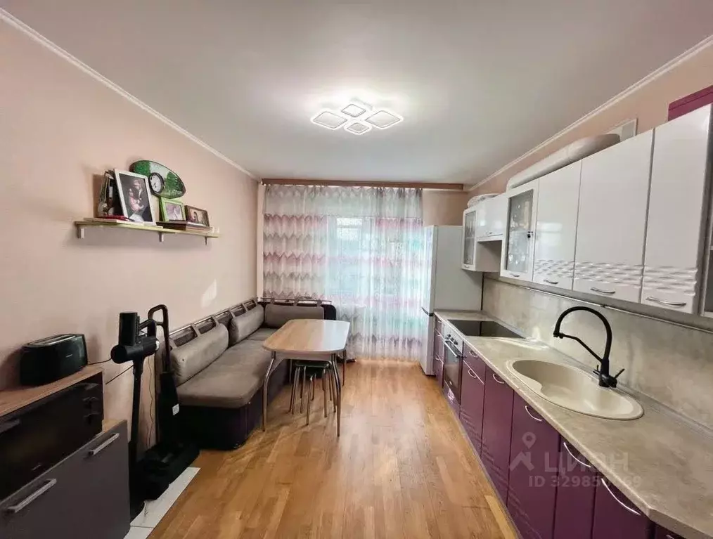 2-к кв. Ленинградская область, Кириши ул. Энергетиков, 10 (58.8 м) - Фото 1
