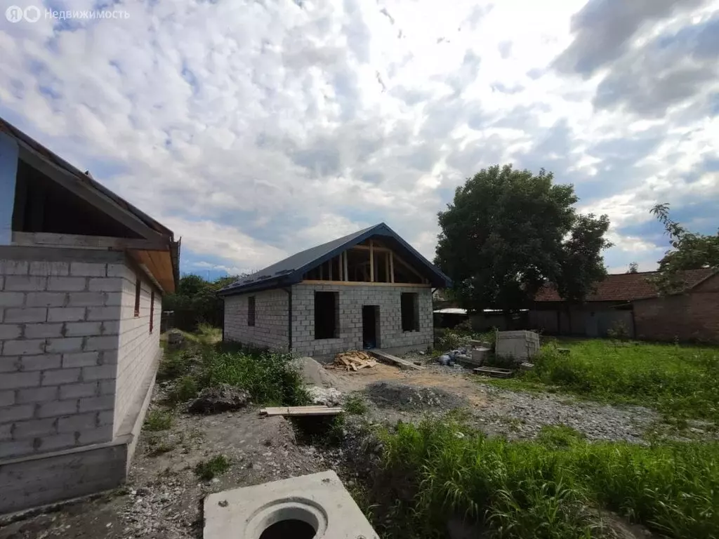 Дом в Гизель, улица Давида Доева, 82 (100 м) - Фото 1