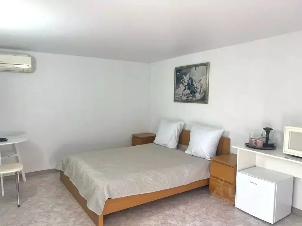 Дом в Ростовская область, Неклиновский район, Новобессергеневское ... - Фото 1