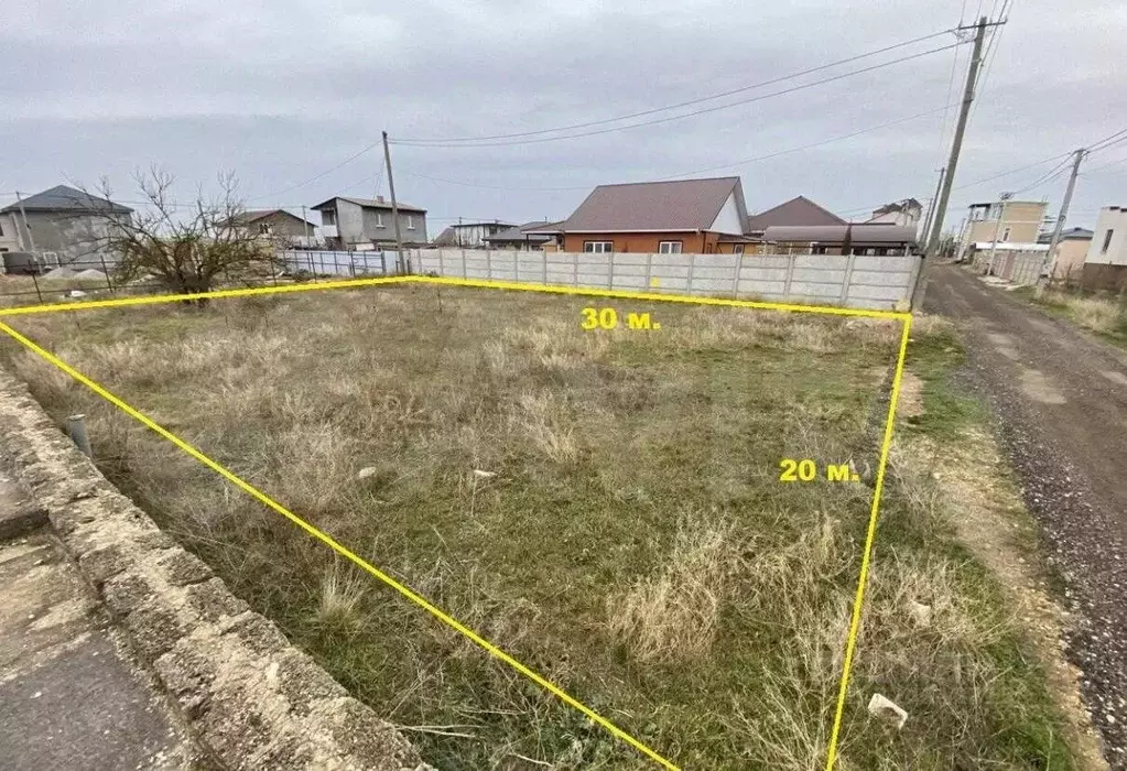 Участок в Крым, Сакский район, с. Уютное, Прибой СПК ул. Виноградная, ... - Фото 1