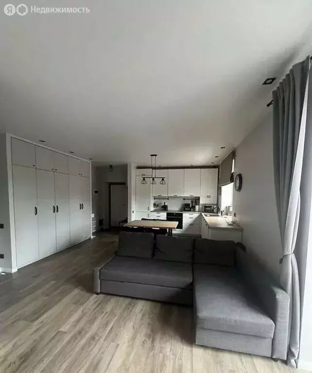 2-комнатная квартира: Пионерский, Дачная улица, 1 (65 м) - Фото 1