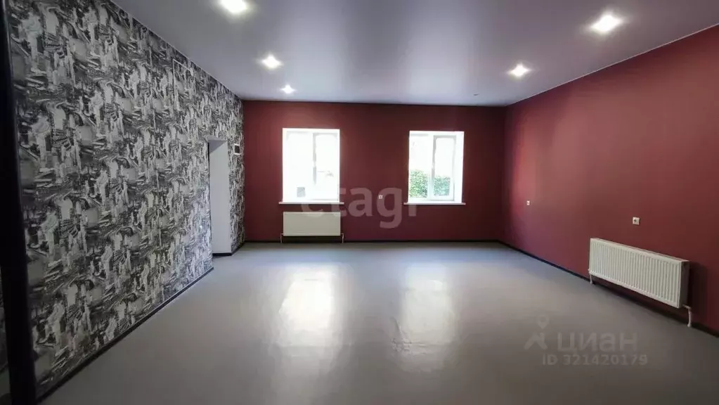 Торговая площадь в Крым, Белогорский район, с. Зеленогорское ул. ... - Фото 2