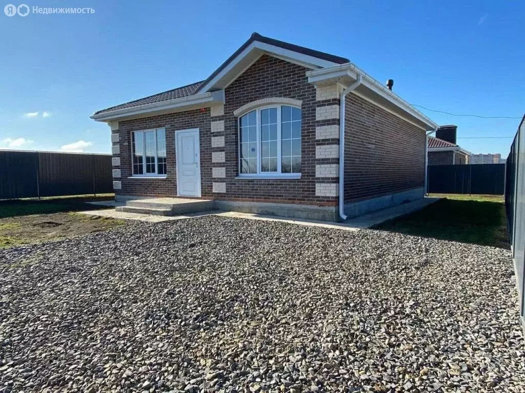 Дом в Красный Крым, улица Налбандяна (100 м) - Фото 1