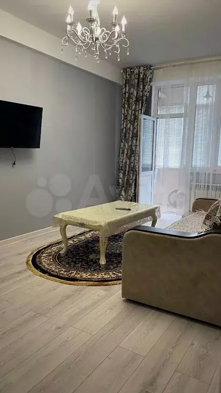 1-к. квартира, 50 м, 5/7 эт. - Фото 1